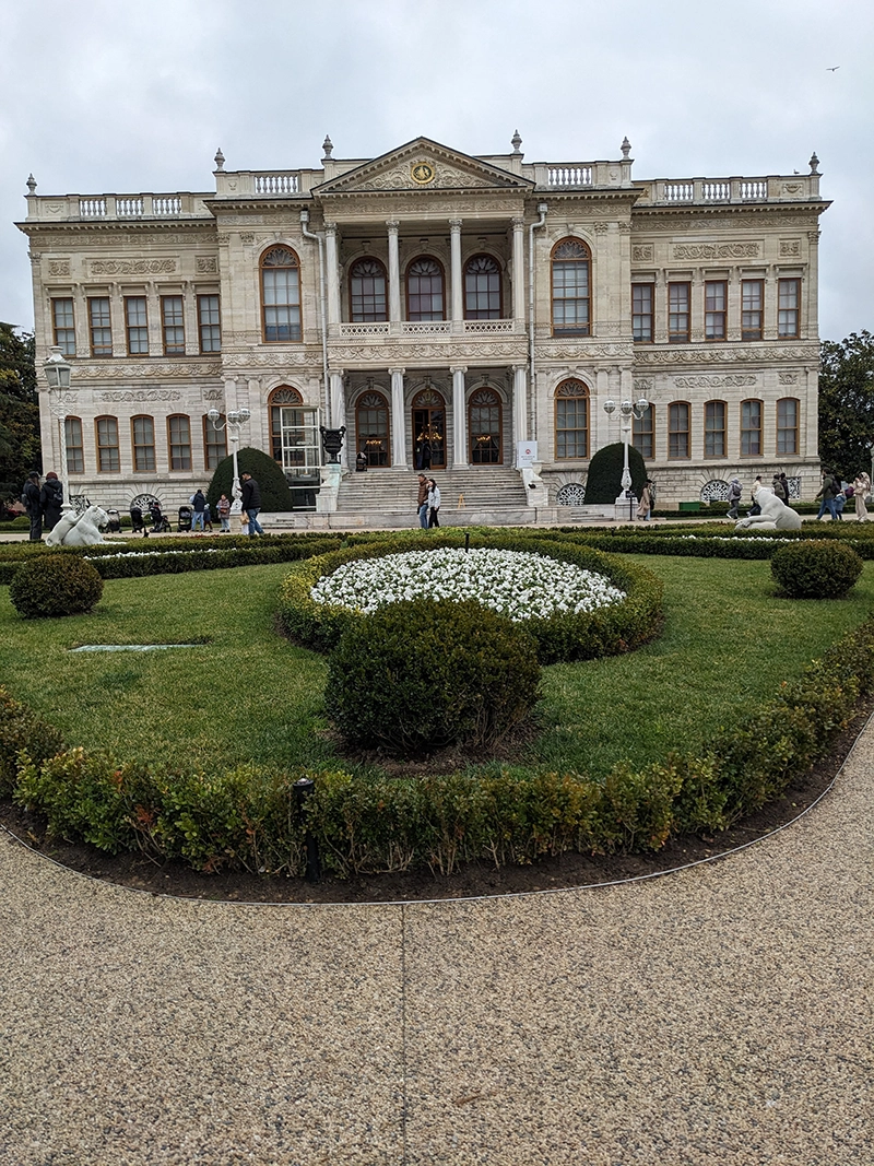 Dolmabahçe Palace extérieur