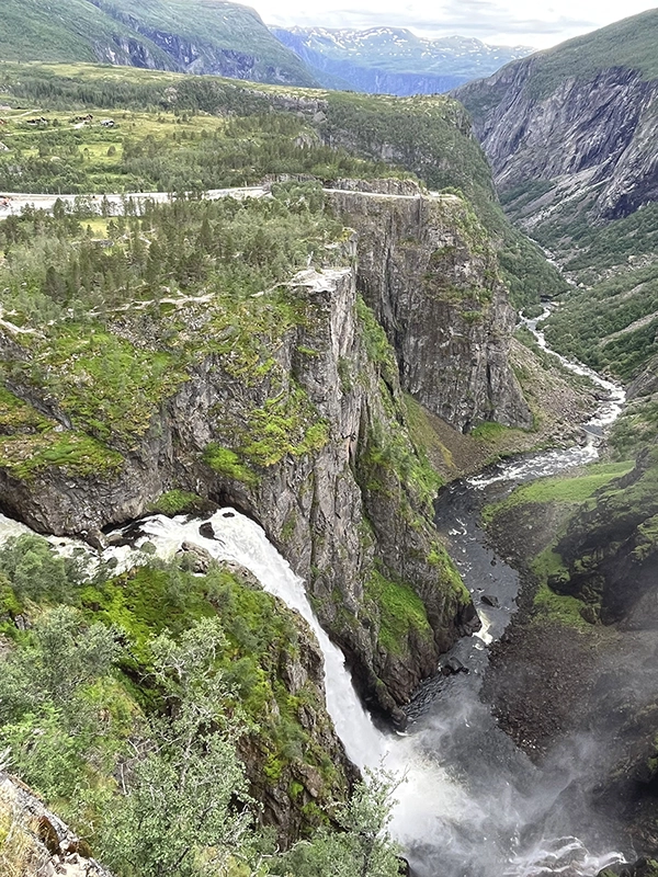 Vue sur Voringsfossen en Norvège