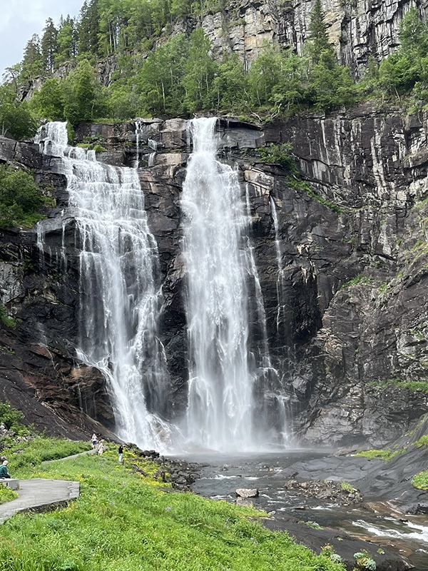 cascades Skjervefossen en Norvège