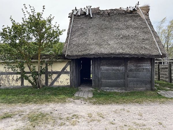 maison du village viking en suède
