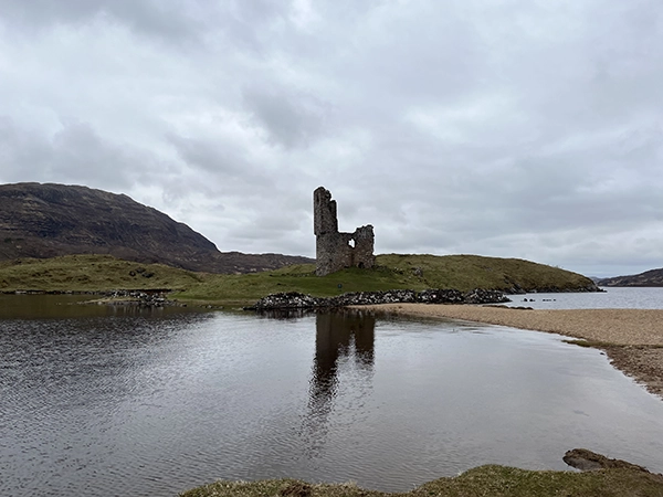 Ruines du château d'Ardreck en Ecosse