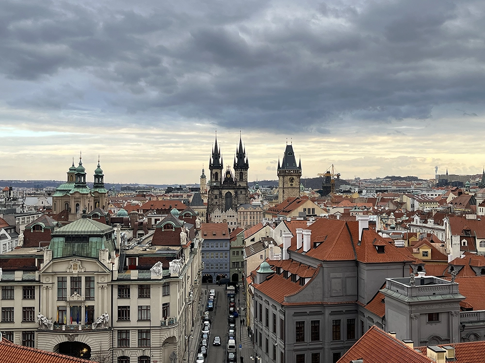 Vu sur les toits de Prague depuis la tour du Clémentinum