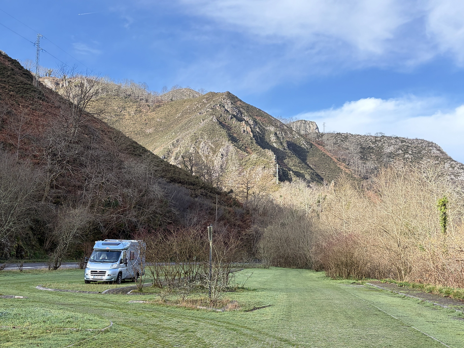 Camping car dans le pic de l'Europe en Espagne